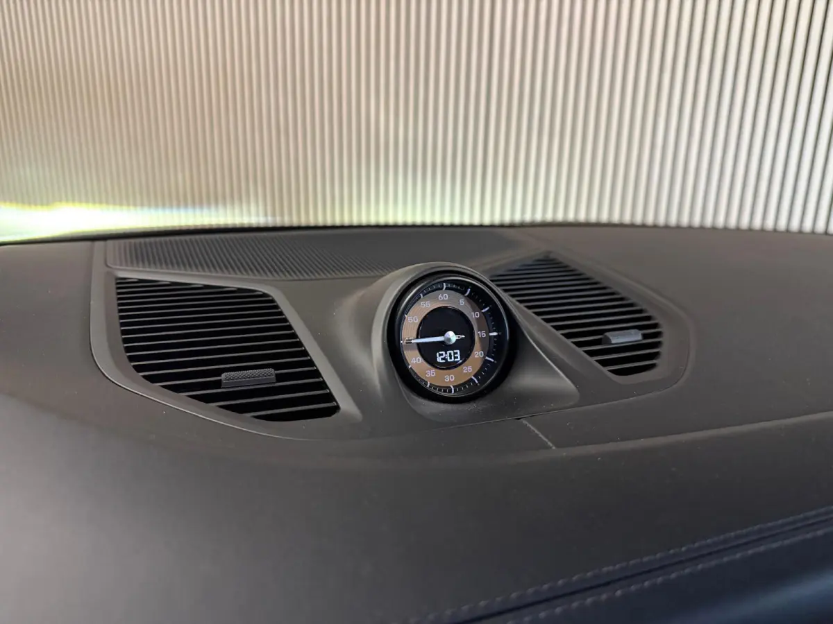 3.0 E-Hybrid SPORT DESIGN-PANORAMA-LUCHTV.-STOELEN 18 VOUDIG-NPR. € 154.306-NL AUTO-BTW