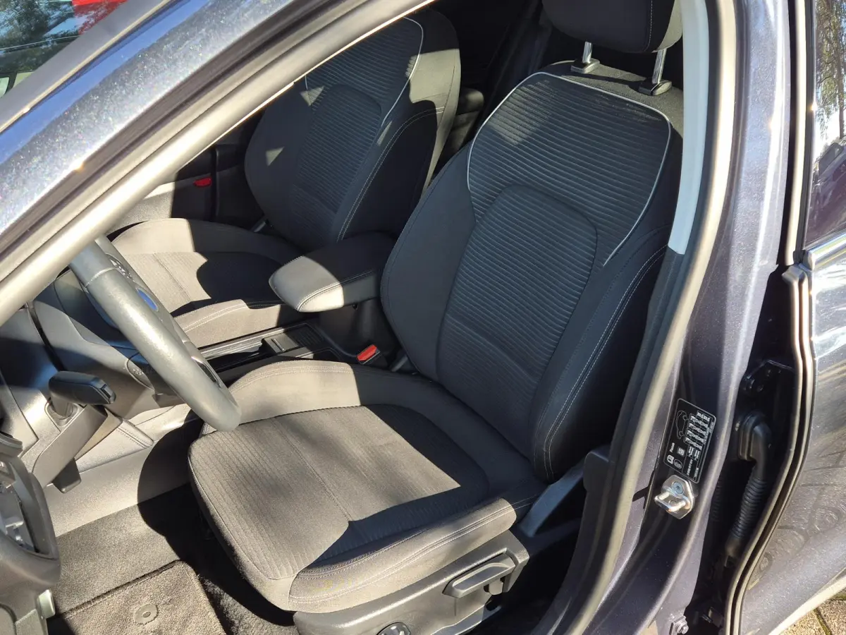 1.5 EcoBoost 150PK Active Business | Afn. Trekhaak | Navigatie | Winterpack | Cruise Control | Licht metalen velgen