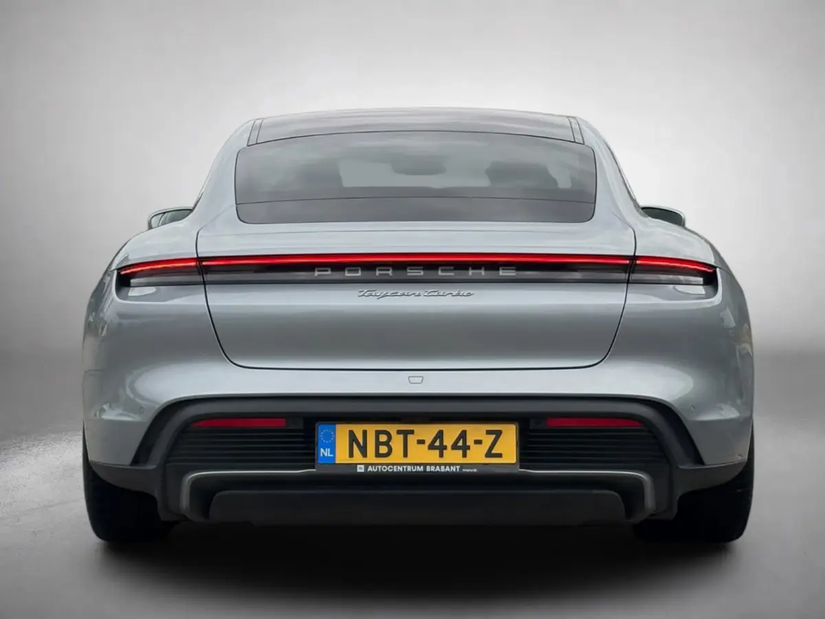 Turbo 93 kWh (Goed OndH, Panorama, Passagier Display, Bose, LuchtVering, SportChrono, Ledere Dash, 360 Camera, Etc)