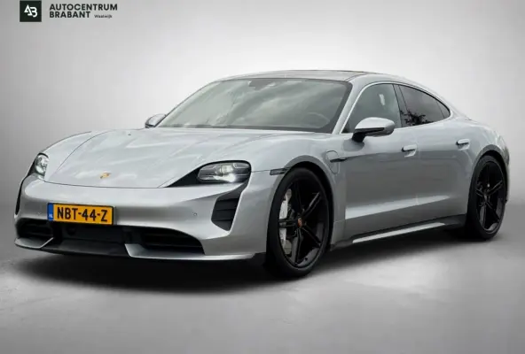 Turbo 93 kWh (Goed OndH, Panorama, Passagier Display, Bose, LuchtVering, SportChrono, Ledere Dash, 360 Camera, Etc)