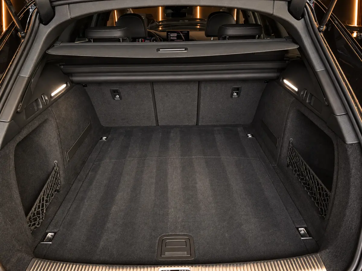2.0 TFSI S-Line | Pano | Ambient | Digital Dash | Camera | Leder - Alcatara | Carplay - Android Auto | RS Diffuser | Adaptive Cruise | Lane Assist | Matrix Led | Dodehoek Detectie