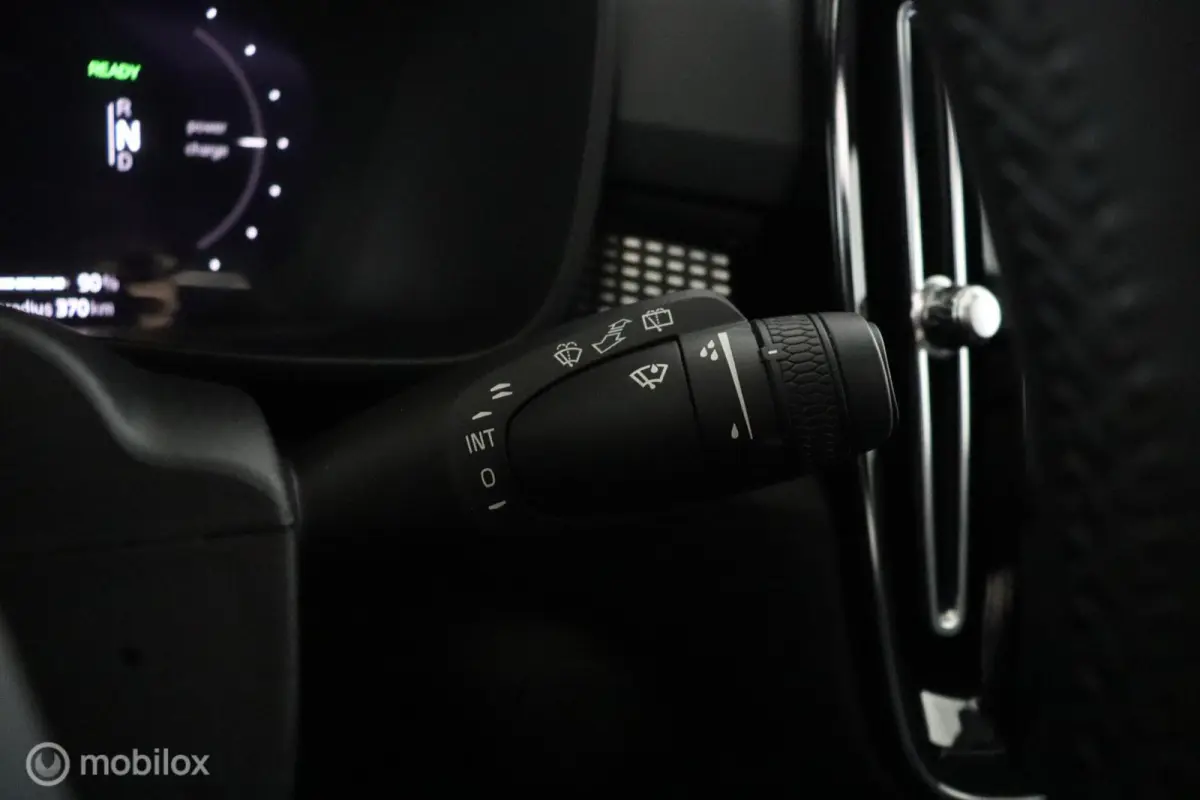 Pro | Panoramadak | 360 Camera | Harman Kardon | BLISS | Adaptieve Cruise | Verwarmbare Voorstoelen & Stuurwiel | Elektrische Stoelen |Soh 95,84|