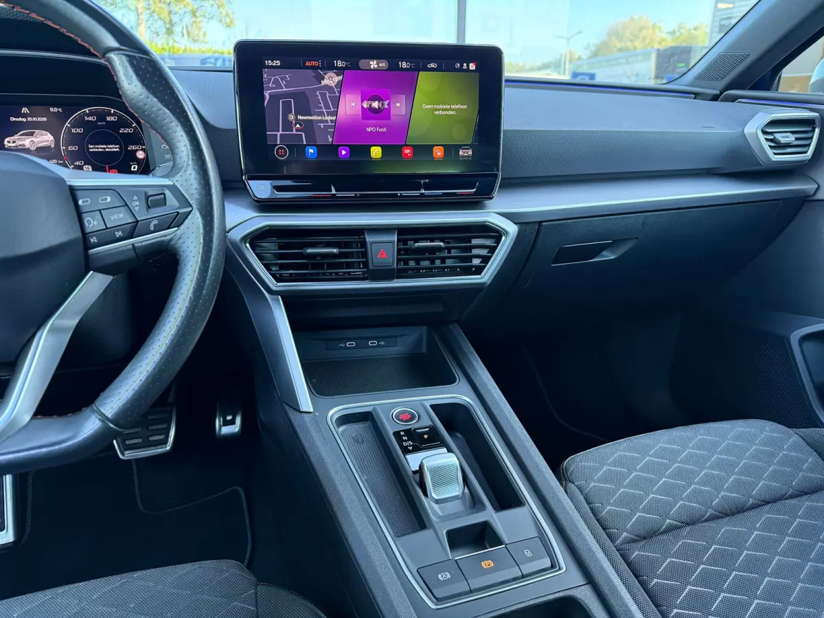 1.5 eTSI FR Business Intense - Automaat - Navi - Parkeerhulp - Org.NL
