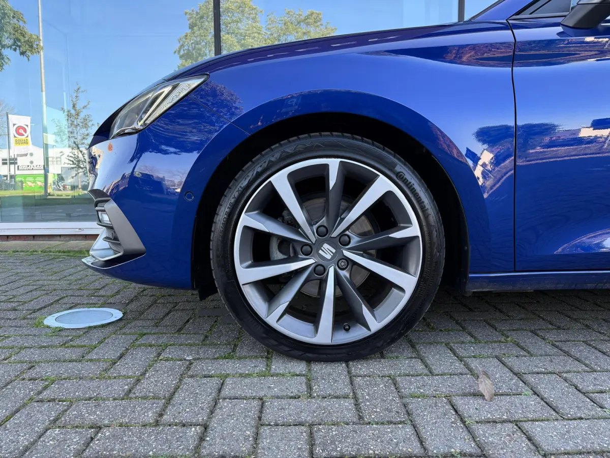 1.5 eTSI FR Business Intense - Automaat - Navi - Parkeerhulp - Org.NL