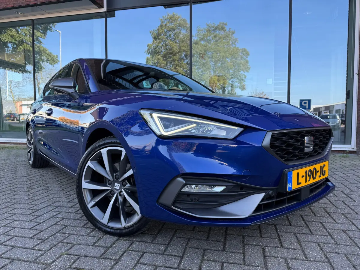 1.5 eTSI FR Business Intense - Automaat - Navi - Parkeerhulp - Org.NL
