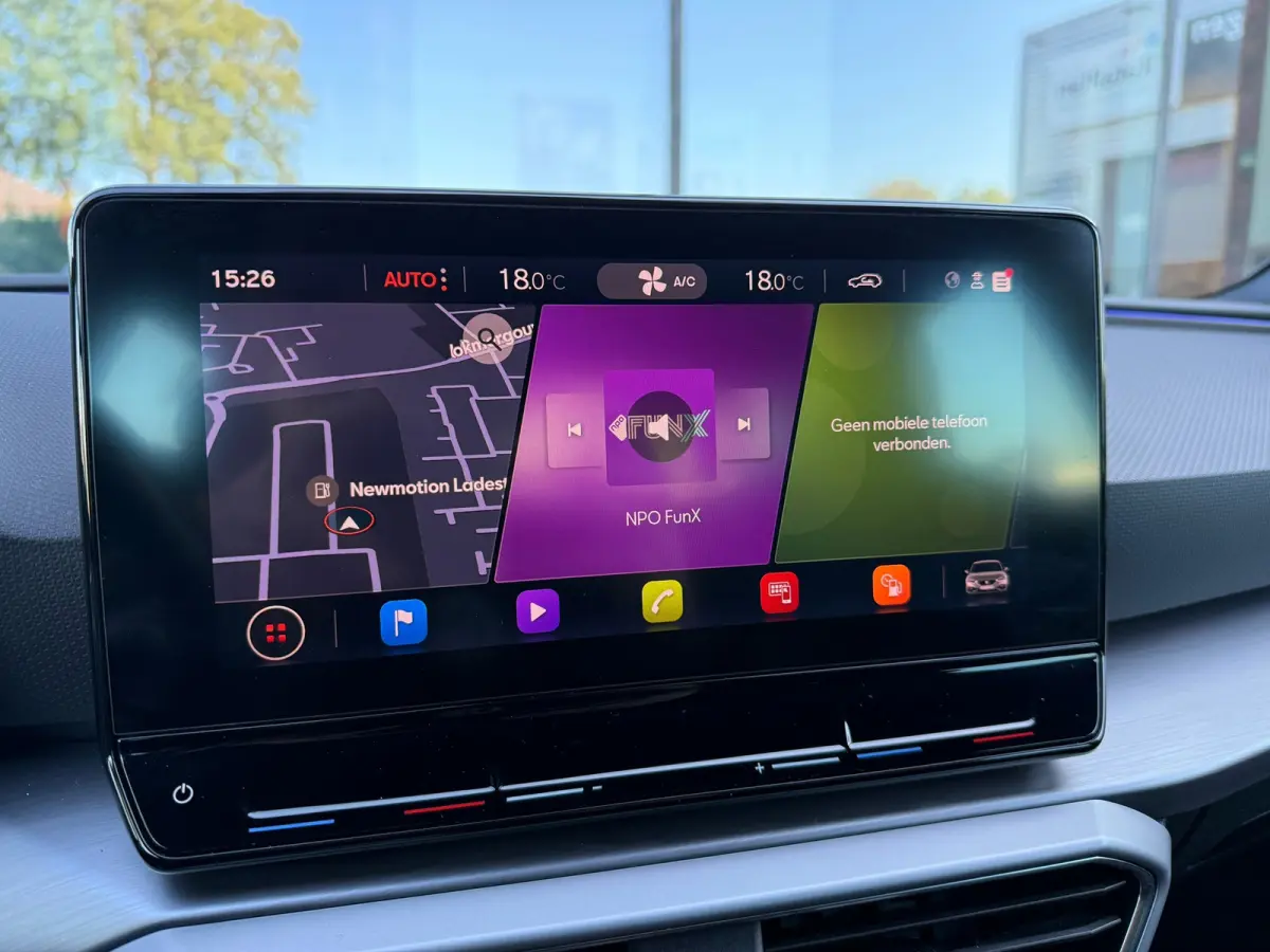 1.5 eTSI FR Business Intense - Automaat - Navi - Parkeerhulp - Org.NL