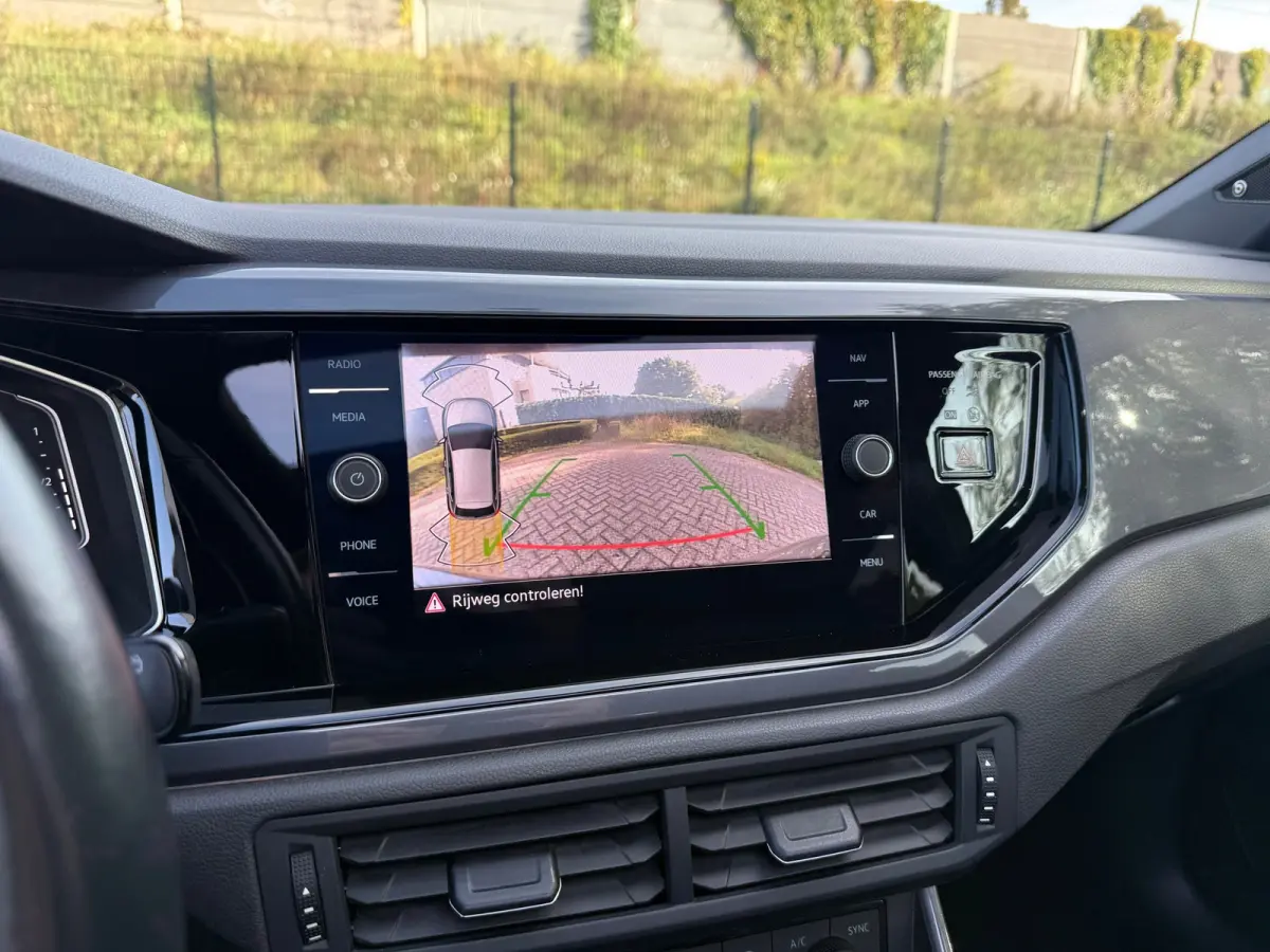1.0 TSI R-LINE DSG I PANO I DIGITAL DASH I NAP I VOLLE UITV I PDC
