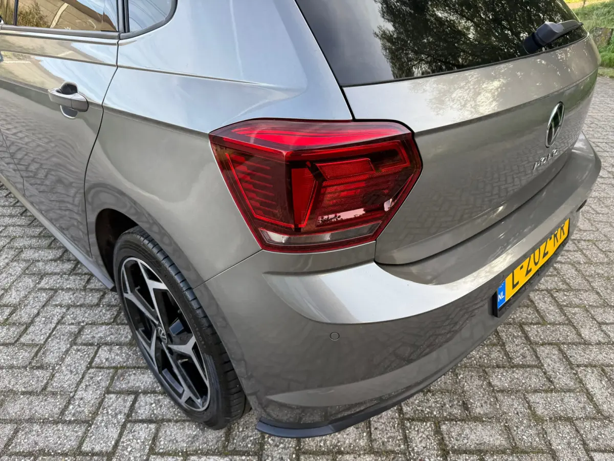 1.0 TSI R-LINE DSG I PANO I DIGITAL DASH I NAP I VOLLE UITV I PDC