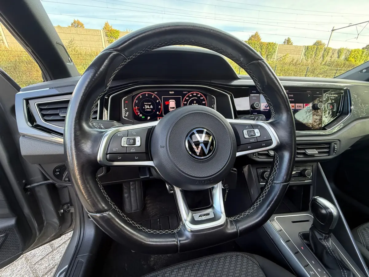 1.0 TSI R-LINE DSG I PANO I DIGITAL DASH I NAP I VOLLE UITV I PDC
