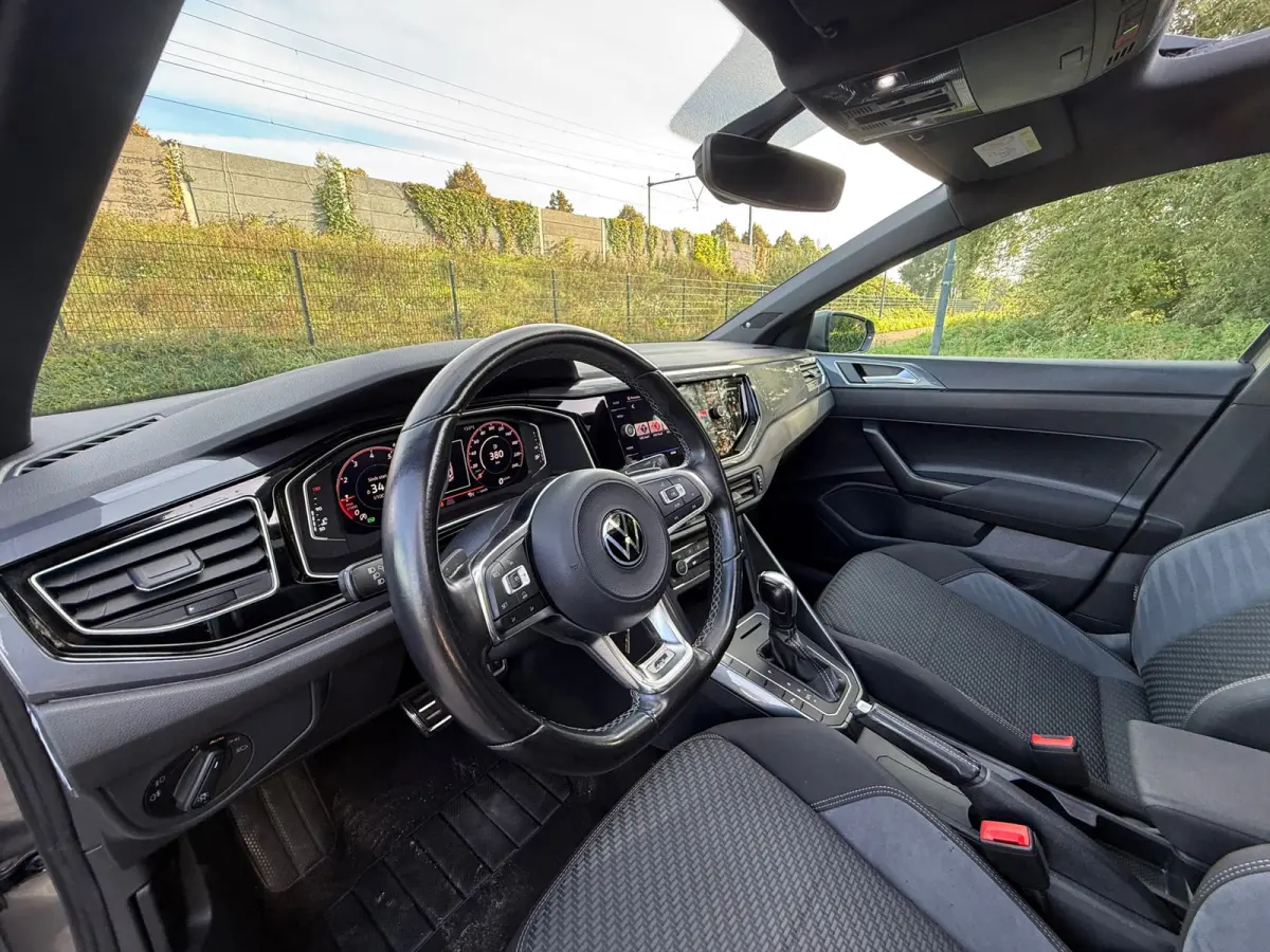 1.0 TSI R-LINE DSG I PANO I DIGITAL DASH I NAP I VOLLE UITV I PDC