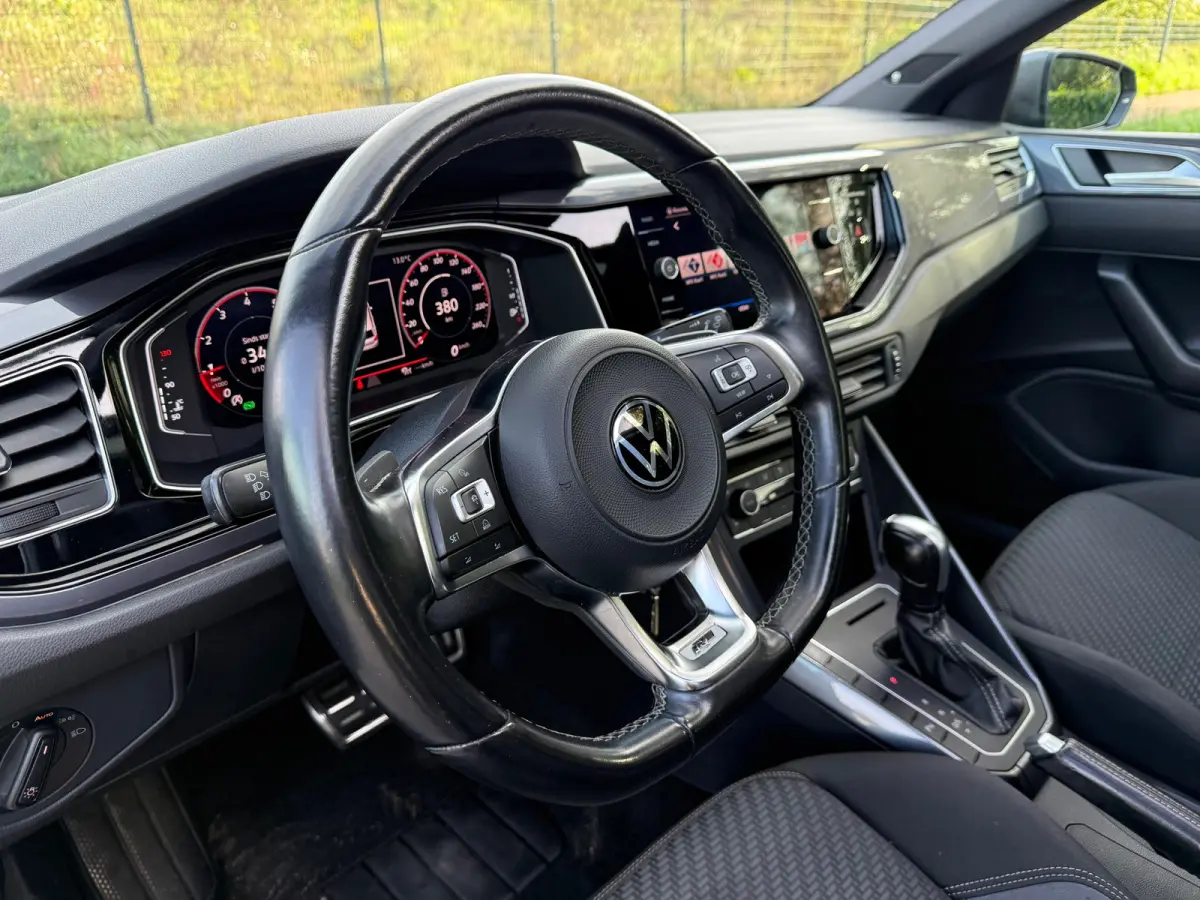 1.0 TSI R-LINE DSG I PANO I DIGITAL DASH I NAP I VOLLE UITV I PDC