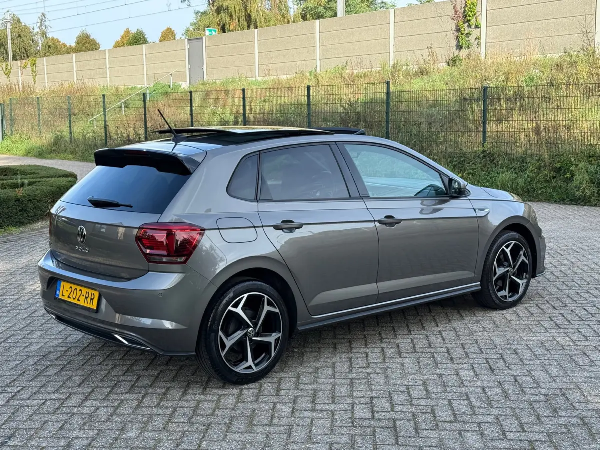 1.0 TSI R-LINE DSG I PANO I DIGITAL DASH I NAP I VOLLE UITV I PDC