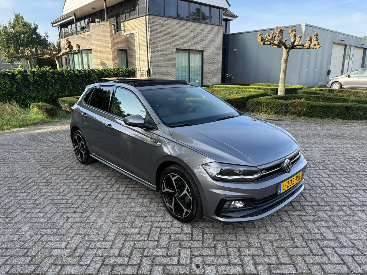 1.0 TSI R-LINE DSG I PANO I DIGITAL DASH I NAP I VOLLE UITV I PDC