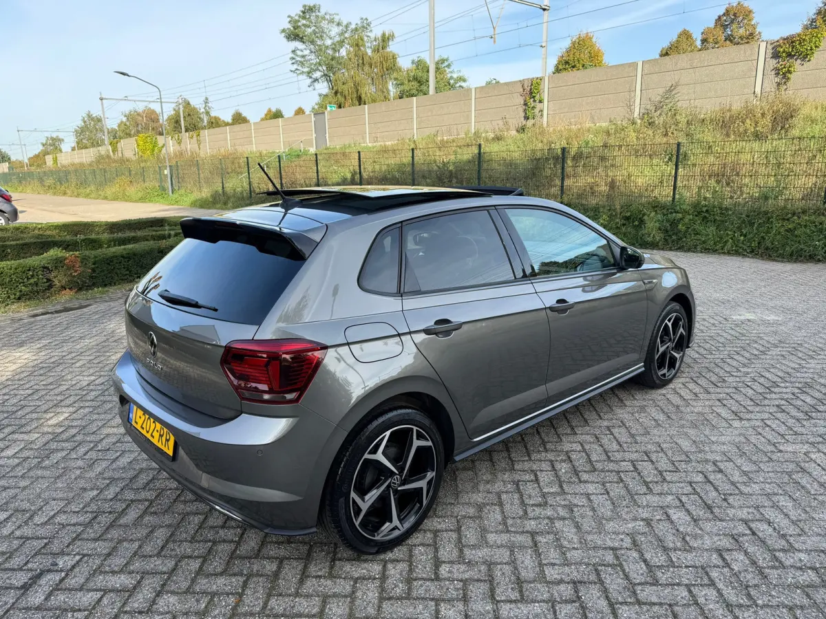 1.0 TSI R-LINE DSG I PANO I DIGITAL DASH I NAP I VOLLE UITV I PDC