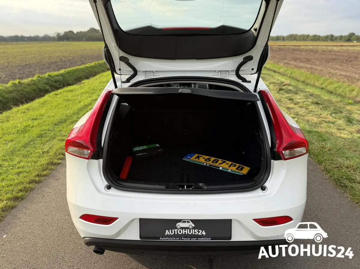 1.5 T3 Ocean Race AUTOMAAT XENON|NAVI|LEDER|17"
