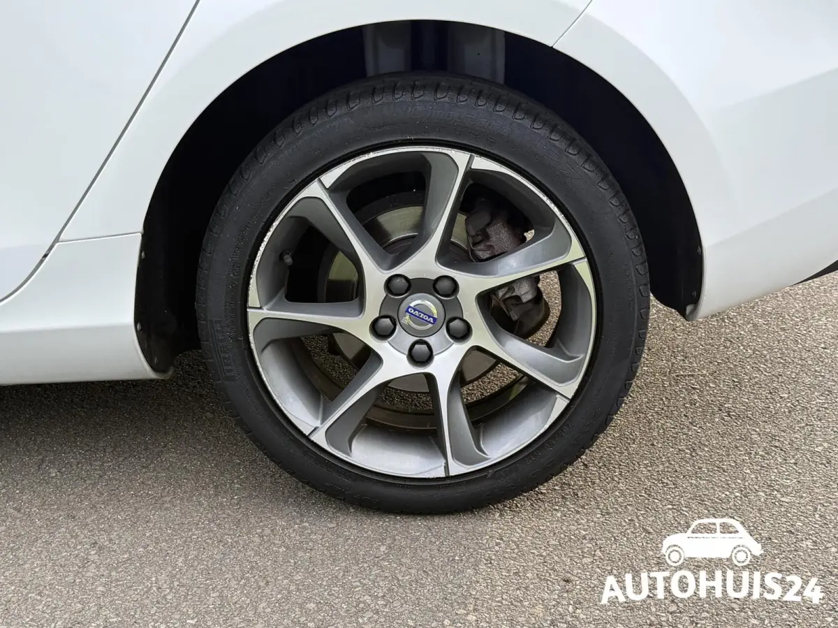 1.5 T3 Ocean Race AUTOMAAT XENON|NAVI|LEDER|17"