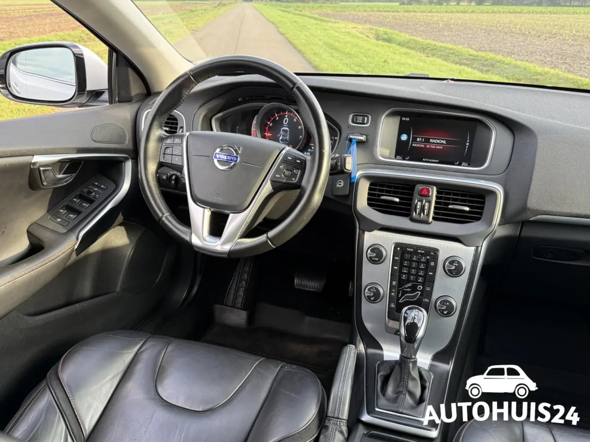 1.5 T3 Ocean Race AUTOMAAT XENON|NAVI|LEDER|17"