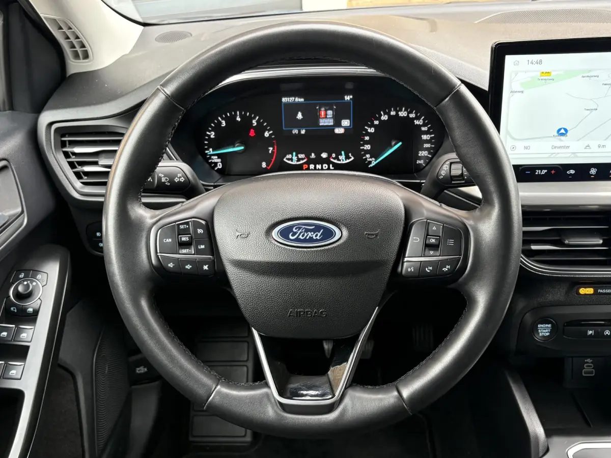 1.0 EcoBoost Hybrid 155pk AUTOMAAT TITANIUM/NAVI/LED/LMV/NL-AUTO