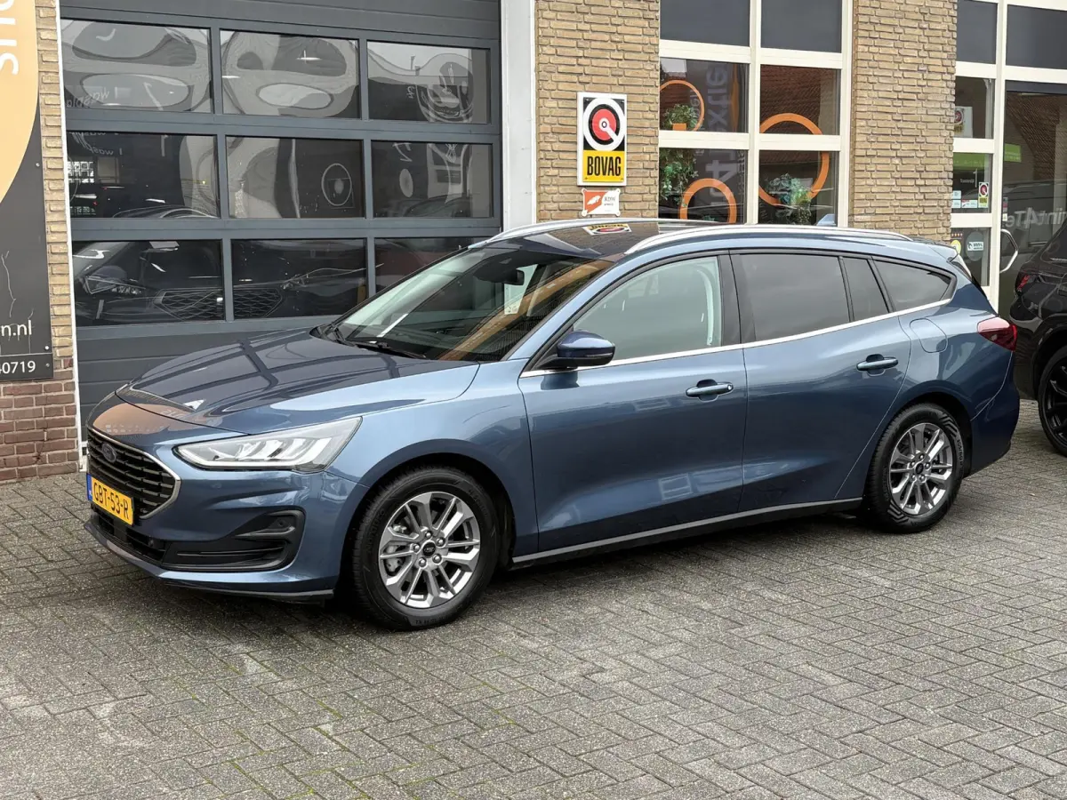 1.0 EcoBoost Hybrid 155pk AUTOMAAT TITANIUM/NAVI/LED/LMV/NL-AUTO