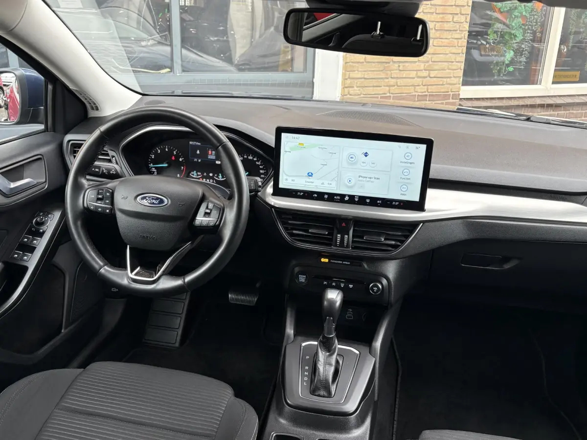 1.0 EcoBoost Hybrid 155pk AUTOMAAT TITANIUM/NAVI/LED/LMV/NL-AUTO