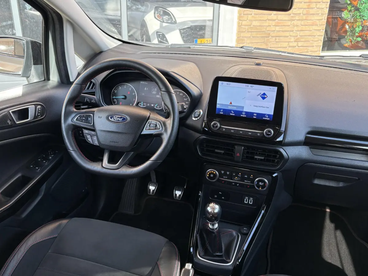 1.0 EcoBoost 125pk ST-Line X WINTERPACK/CARPLAY/NL-AUTO/1E EIG.