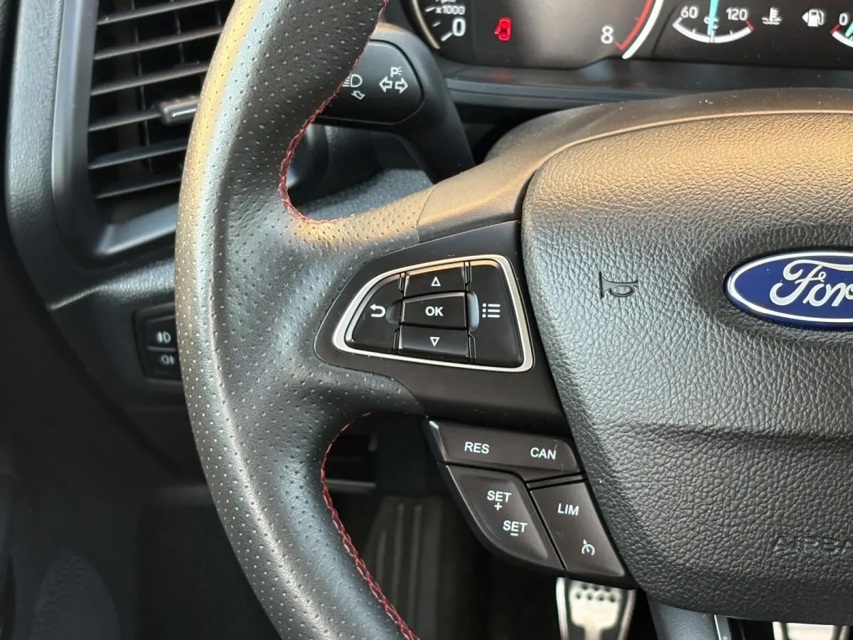 1.0 EcoBoost 125pk ST-Line X WINTERPACK/CARPLAY/NL-AUTO/1E EIG.