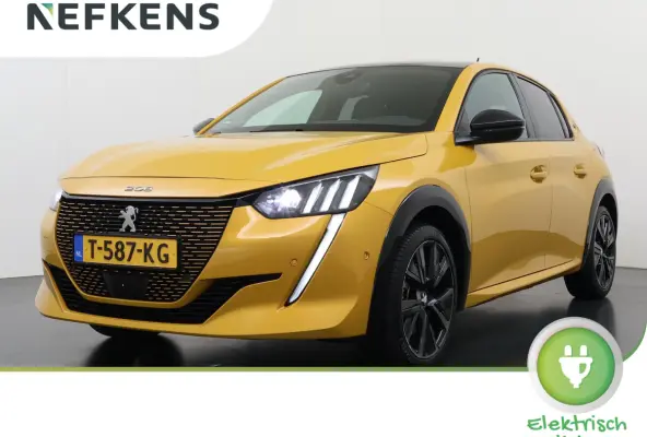 GT 136pk 50 kWh | Accu 95% | Navigatie | Panorama dak | Automatische airco | Camera achter | Parkeersensoren | 3D i-Cockpit | Lichtmetalen velgen | Full LED koplampen | Apple Carplay en Andr
