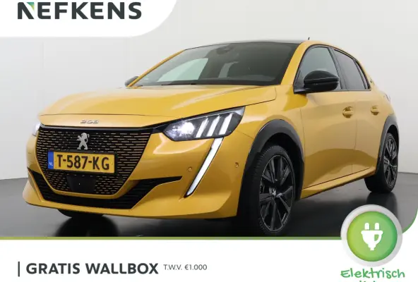 GT 136pk 50 kWh | Accu 95% | Navigatie | Panorama dak | Automatische airco | Camera achter | Parkeersensoren | 3D i-Cockpit | Lichtmetalen velgen | Full LED koplampen | Apple Carplay en Andr