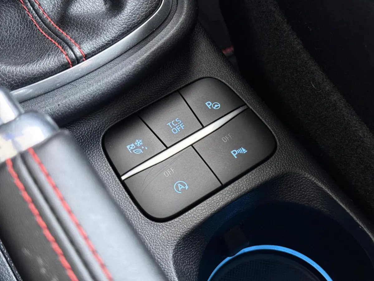 1.0 EcoBoost ST-Line X Vignale | ELEK. SCHUIF/ KANTELDAK | ELEK. ACHTERKLEP | STOEL-STUURVERWARMING | ADAPTIEVE CRUISE CONTROL | VOORRUIT VERWARMING
