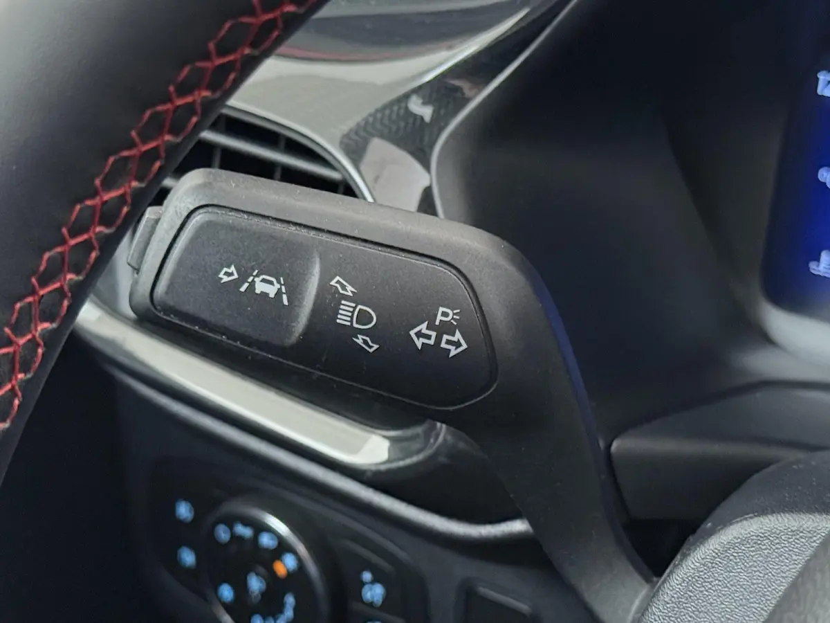 1.0 EcoBoost ST-Line X Vignale | ELEK. SCHUIF/ KANTELDAK | ELEK. ACHTERKLEP | STOEL-STUURVERWARMING | ADAPTIEVE CRUISE CONTROL | VOORRUIT VERWARMING