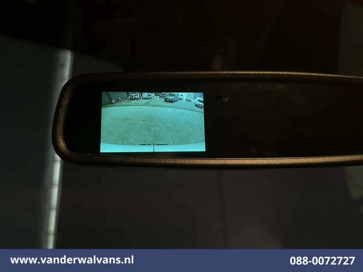 211 CDI 115pk L2H2 Euro6 Airco | Camera | Trekhaak Bijrijdersbank