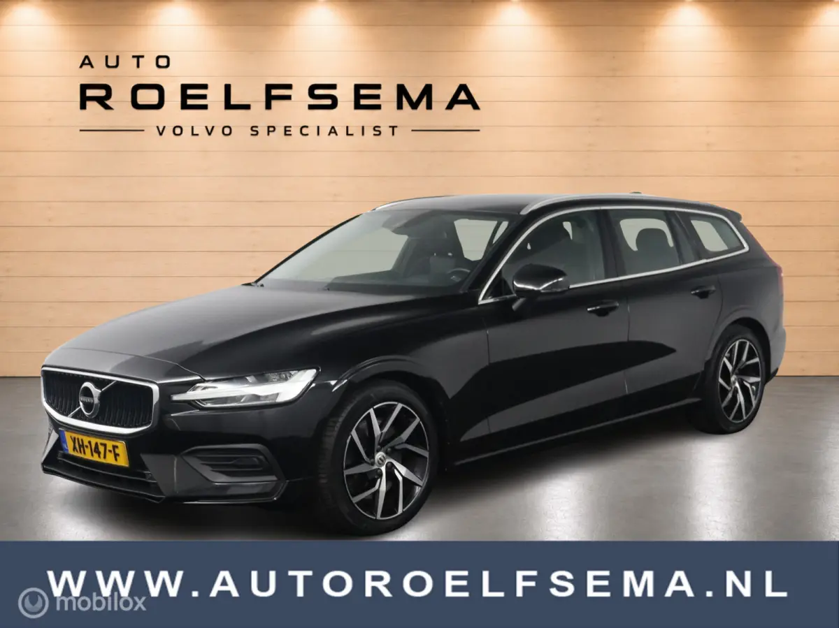 2.0 T5 Momentum | Trekhaak | Parkeersensoren Achter | Cruise Control|Climate Control Navigatie