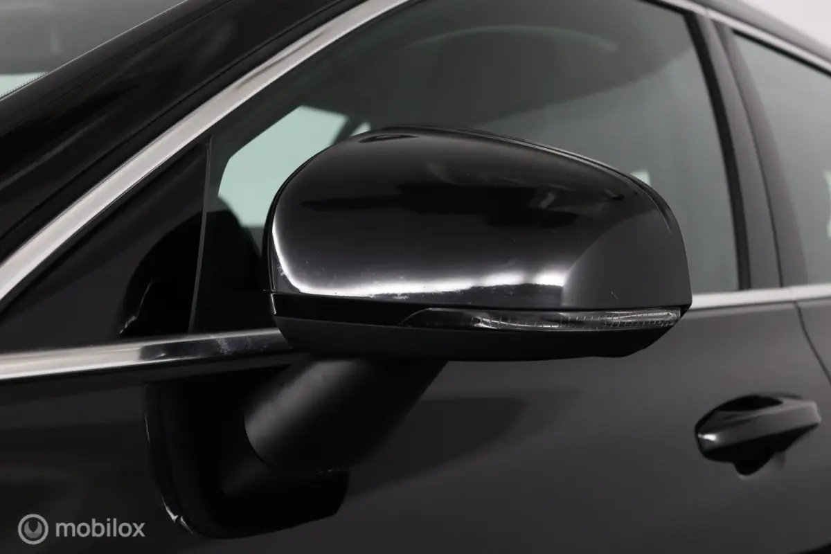 2.0 T5 Momentum | Trekhaak | Parkeersensoren Achter | Cruise Control|Climate Control Navigatie