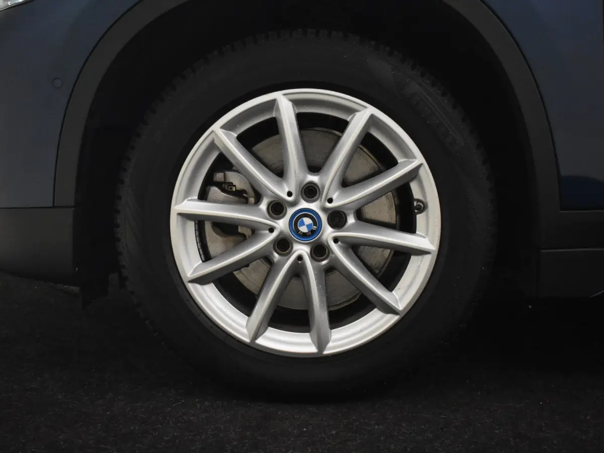 xDrive25e High Executive l Slechts 41 dkm! l Leder l Stoelverwarming l Elekt. Klep l Full Map Navigatie l Parkeersensoren l BMW Full LED l
