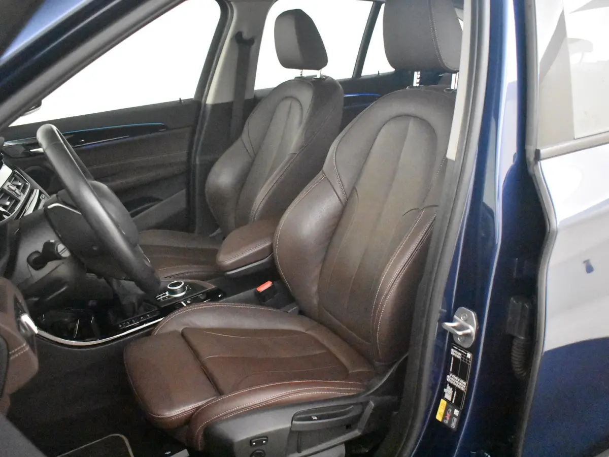 xDrive25e High Executive l Slechts 41 dkm! l Leder l Stoelverwarming l Elekt. Klep l Full Map Navigatie l Parkeersensoren l BMW Full LED l