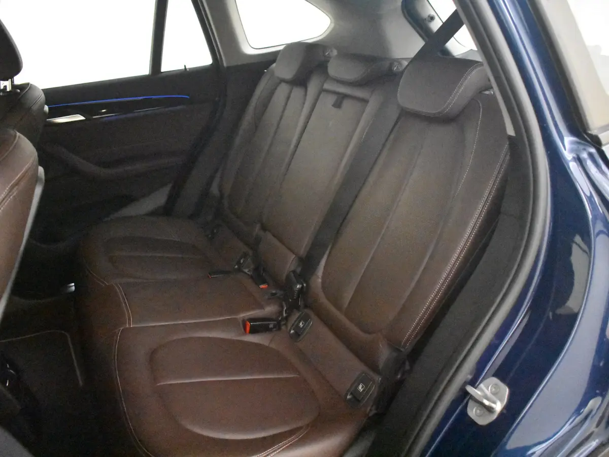 xDrive25e High Executive l Slechts 41 dkm! l Leder l Stoelverwarming l Elekt. Klep l Full Map Navigatie l Parkeersensoren l BMW Full LED l