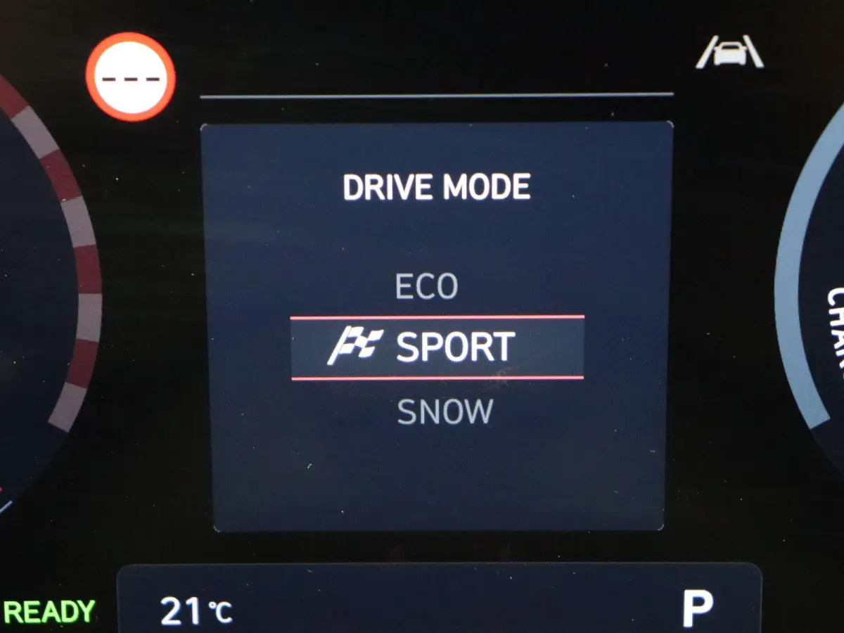 1.6 GDI HEV Comfort Smart | Stoel & Stuur verwarming | LED | Carplay |