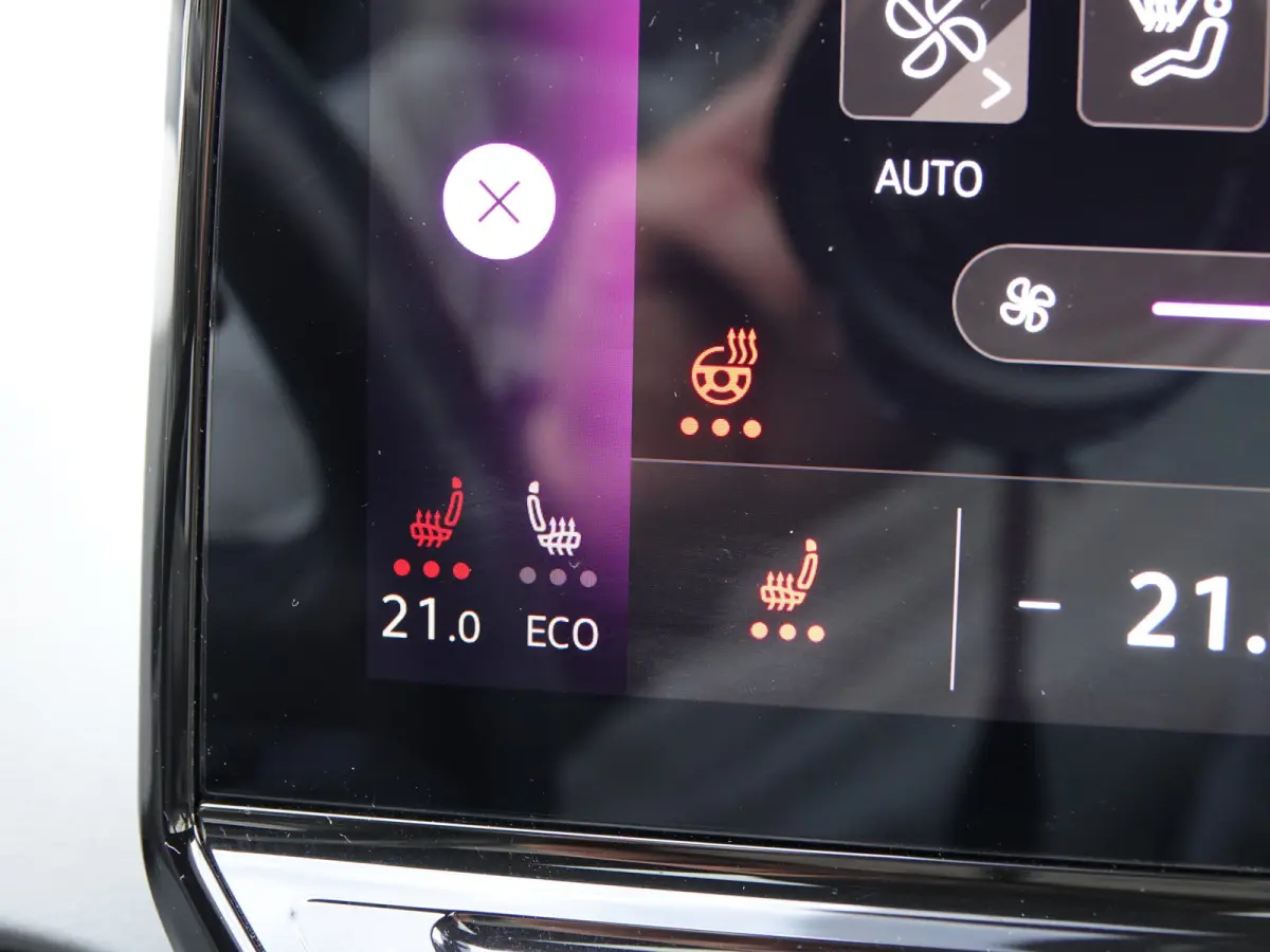 First Max 58 kWh BOMVOL | PANO | DODE HOEK | ACC | IQ LIGHT