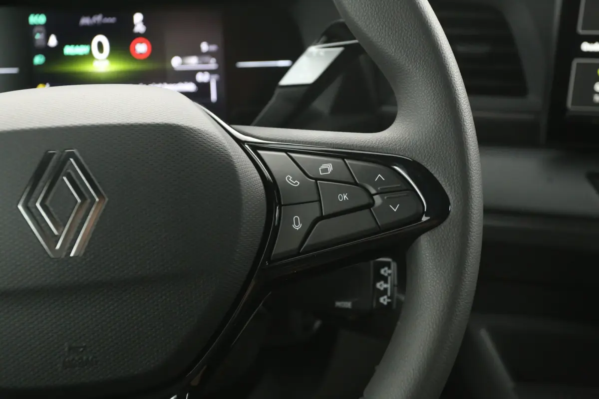 3.5t Long Range 87 kWh L2H2 | NIEUW | Snelladen | SOH 99% | Clima | Camera | Virtual | 3 Zits | Carplay | LED