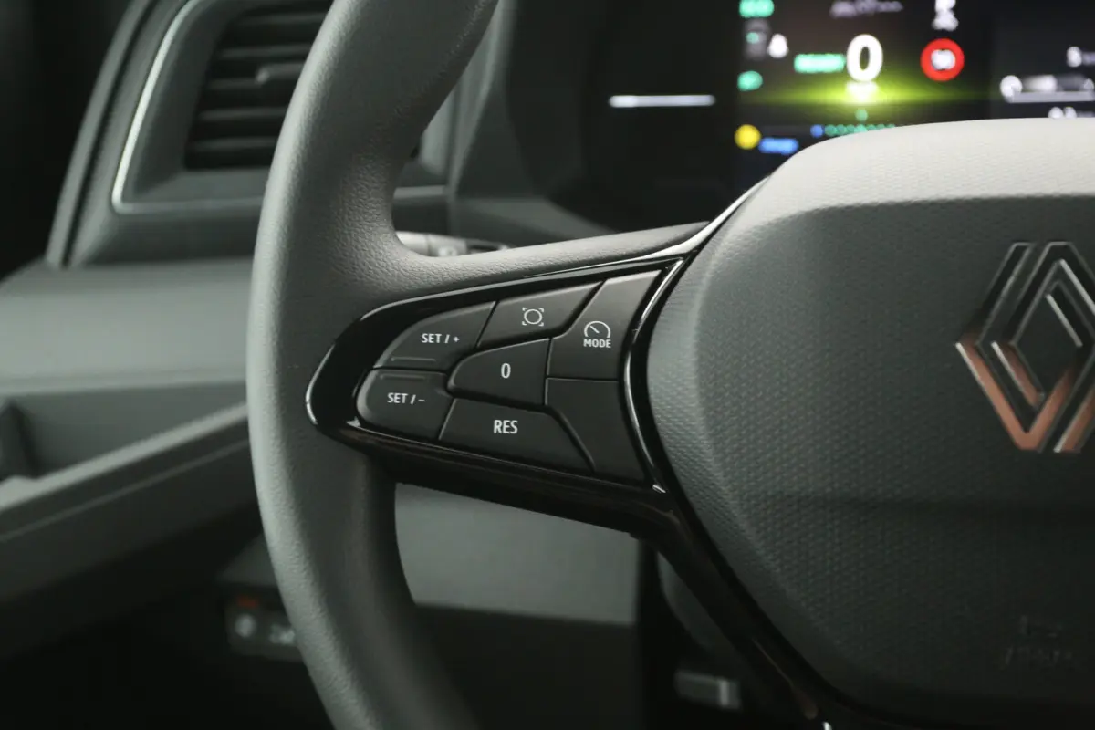 3.5t Long Range 87 kWh L2H2 | NIEUW | Snelladen | SOH 99% | Clima | Camera | Virtual | 3 Zits | Carplay | LED