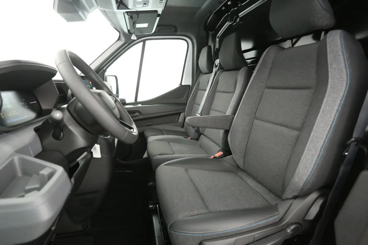 3.5t Long Range 87 kWh L2H2 | NIEUW | Snelladen | SOH 99% | Clima | Camera | Virtual | 3 Zits | Carplay | LED