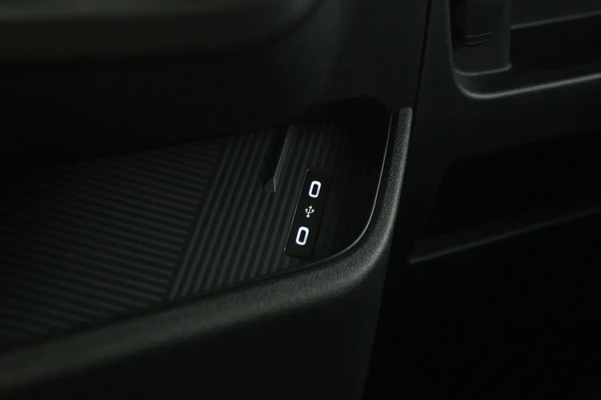 3.5t Long Range 87 kWh L2H2 | NIEUW | Snelladen | Clima | Camera | Virtual | 3 Zits | Carplay | LED