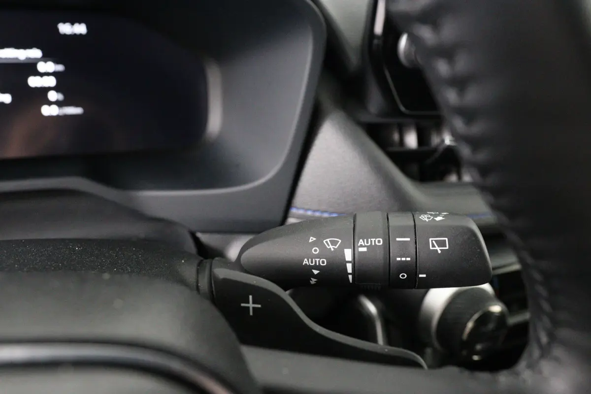 2.5 Hybrid Style Bi-Tone | 360 Camera | Adaptive Cruise | JBL Audio | Elektr Stoel | Stoel-/stuurverwarming | Keyless | Elektr Achterklep