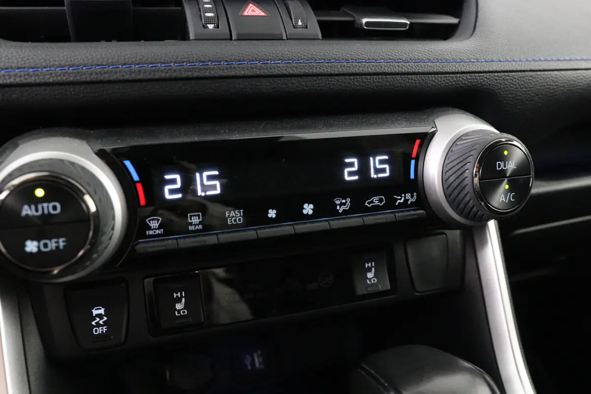 2.5 Hybrid Style Bi-Tone | 360 Camera | Adaptive Cruise | JBL Audio | Elektr Stoel | Stoel-/stuurverwarming | Keyless | Elektr Achterklep