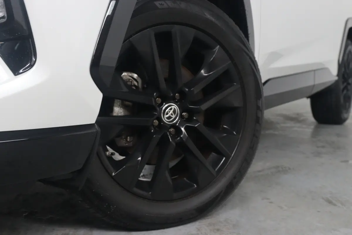 2.5 Hybrid Style Bi-Tone | 360 Camera | Adaptive Cruise | JBL Audio | Elektr Stoel | Stoel-/stuurverwarming | Keyless | Elektr Achterklep