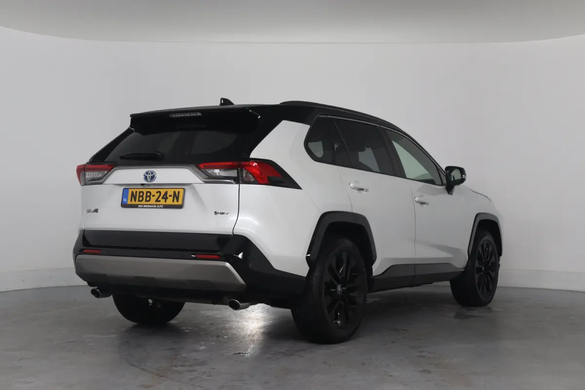 2.5 Hybrid Style Bi-Tone | 360 Camera | Adaptive Cruise | JBL Audio | Elektr Stoel | Stoel-/stuurverwarming | Keyless | Elektr Achterklep