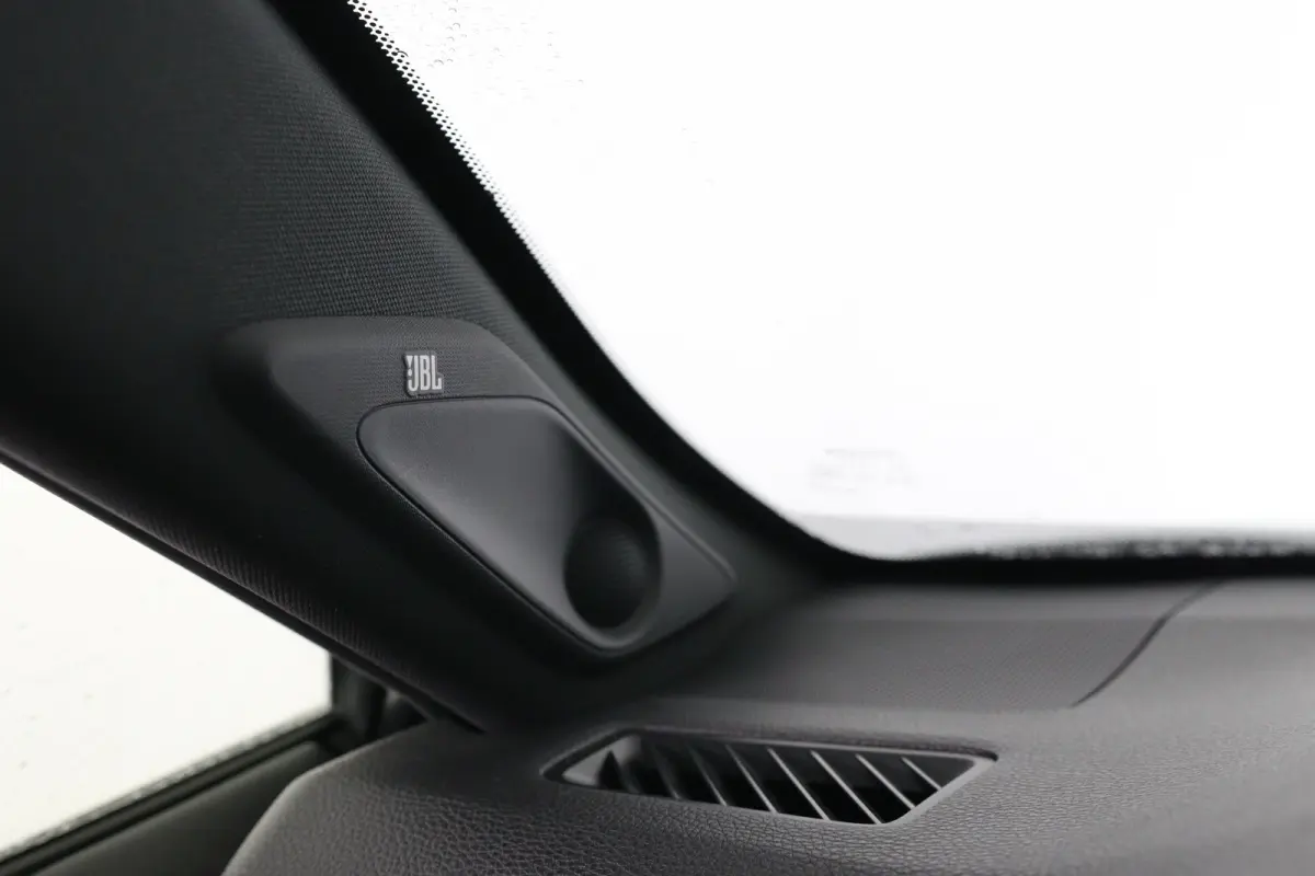 2.5 Hybrid Style Bi-Tone | 360 Camera | Adaptive Cruise | JBL Audio | Elektr Stoel | Stoel-/stuurverwarming | Keyless | Elektr Achterklep