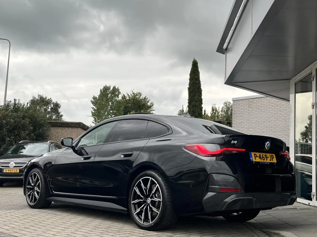 eDrive40 M-SPORT 84 kWh SOH95% LASER+PANO+ACC+H&K+TRE
