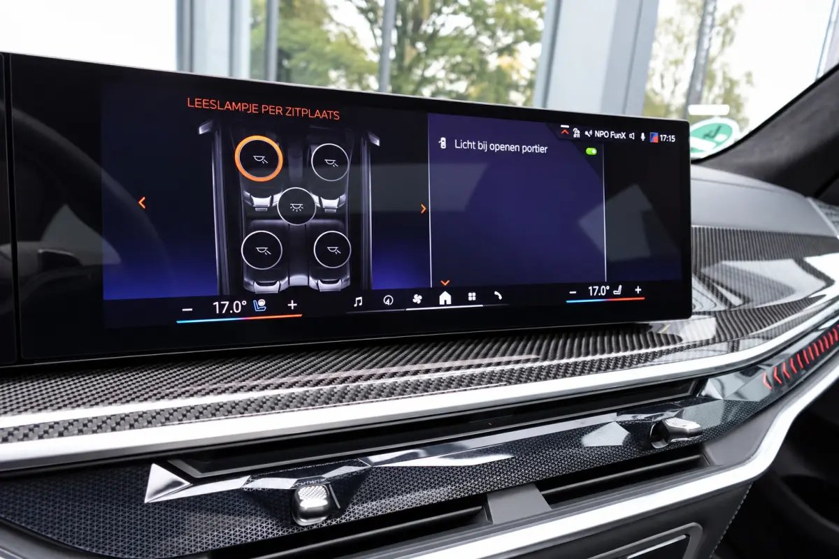 XDrive50e PANO SKYLOUNGE FROZEN GREY VOL