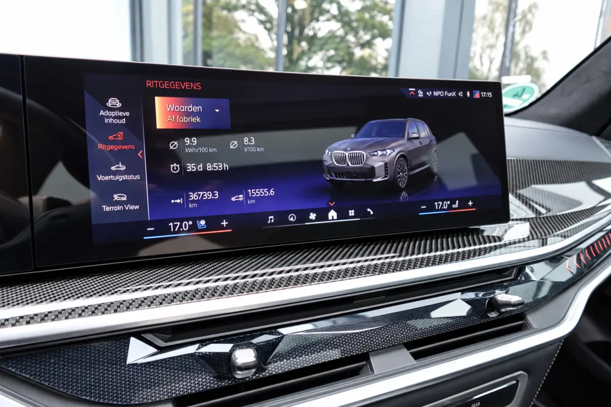 XDrive50e PANO SKYLOUNGE FROZEN GREY VOL